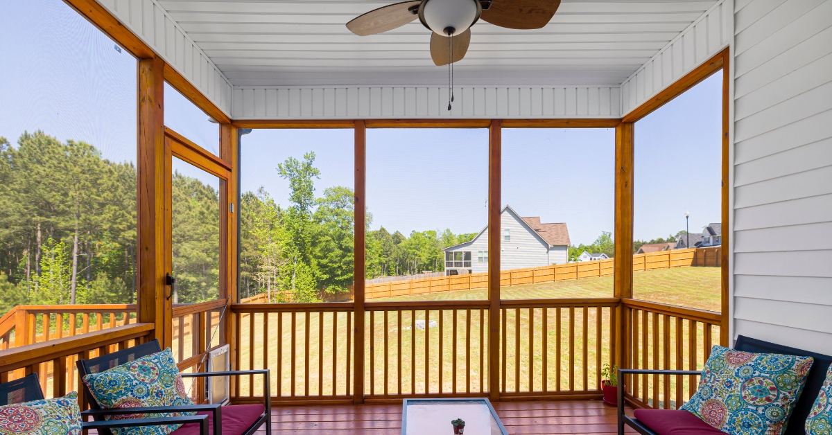 beat the rush screen your porch in time for fall