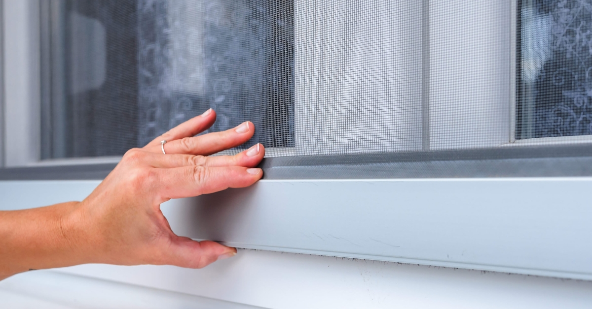 5 common issues that require home window screen repair in atlanta